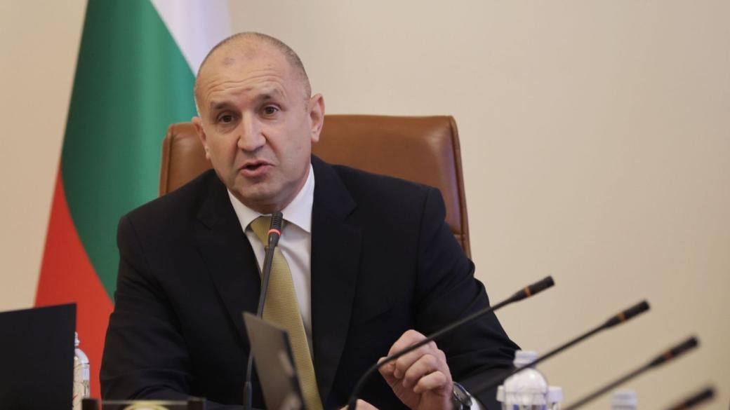 „Лукойл“ в България е заплашен от незабавни американски и британски санкции