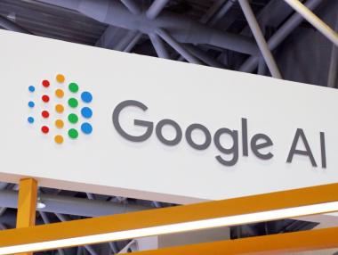 Google разширява своята AI империя – но губи хората, които са я изградили