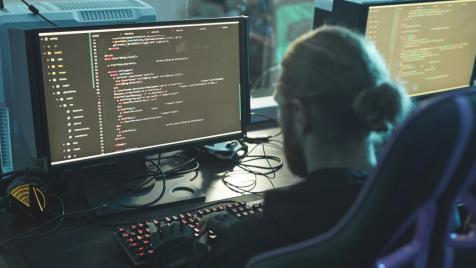 Защо изкуственият интелект прави основните умения в програмирането още по-важни
