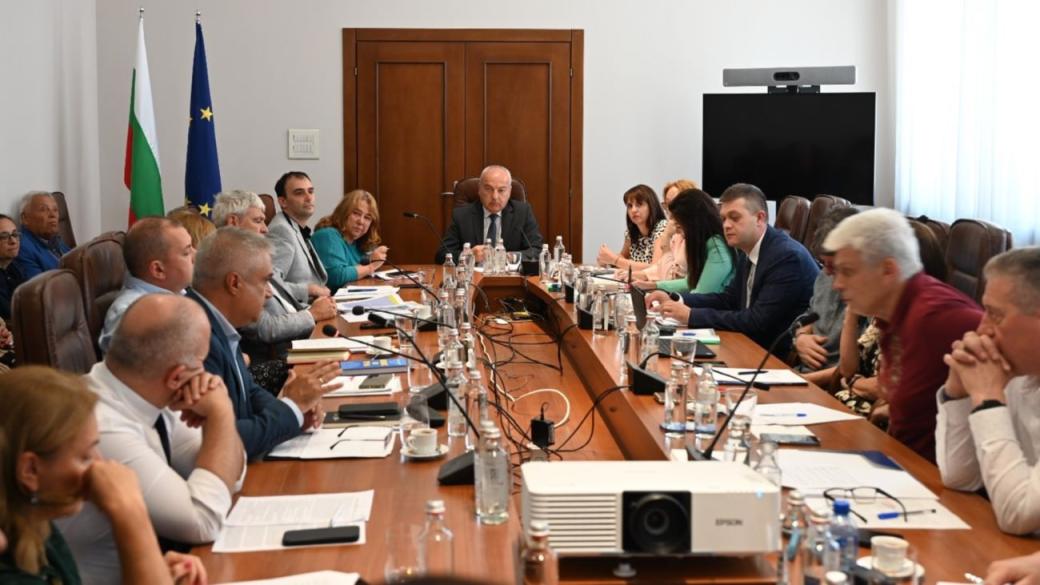 Адекватността на минималното заплащане ще зависи от издръжката на живот и медианната заплата