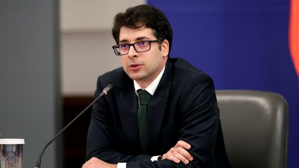 Вечерни новини: НКЖИ прекрати поръчка за €300 млн.; Остава само месец за ПВУ