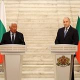 Румен Радев лансира „индустриалната кохезия“ пред Антонио Коща