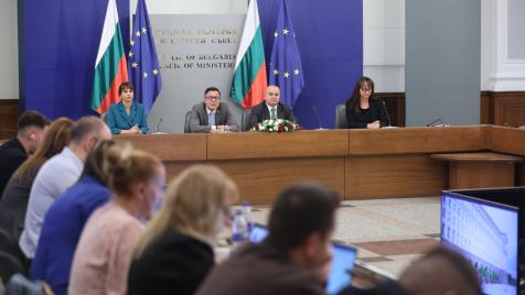 „Инфлационен чек“: Правителството дава 50 евро подкрепа за най-бедните