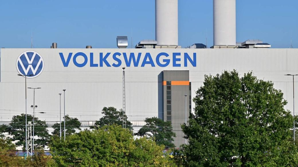 Volkswagen изпадна от водещия европейски борсов индекс