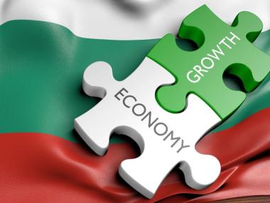 Очакванията на ОББ за българската икономика отслабват