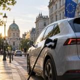ЕС строи щит около автопроизводителите си. Потребителите ще платят цената