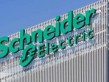 Schneider Electric купува българската „Шели“ за 1.2 млрд. евро