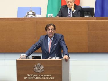Винетките (засега) няма да бъдат заменени с тол такси