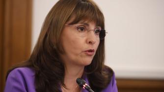 По-високо майчинство, повече помощи за деца и пакет „Училище“: Каква ще е подкрепата за семействата през 2027 г.