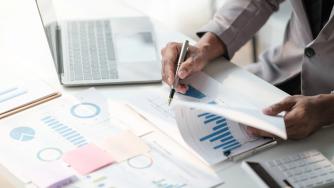 SEC отваря по-широко американските пазари за индивидуални инвеститори