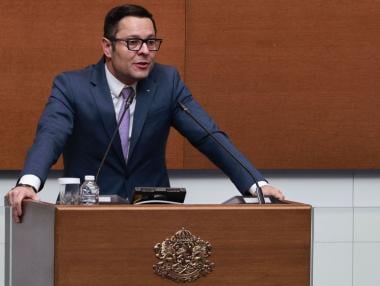 Кабинетът предлага заводът за барут с „Райнметал“ да е край Бургас