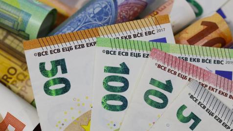 „Икономически обосновано“: Банковите такси може да поскъпнат заради данък „Свръхпечалба“