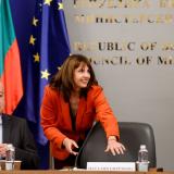Вечерни новини: Първи щрихи на Бюджет 2027; Мантинели с петкратна разлика в цената