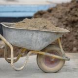 Вечерни новини: Колко зависим е бизнесът от вноса на работници; Първа батерия на Tesla в България