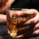 МФ смекчава режима за домашната ракия