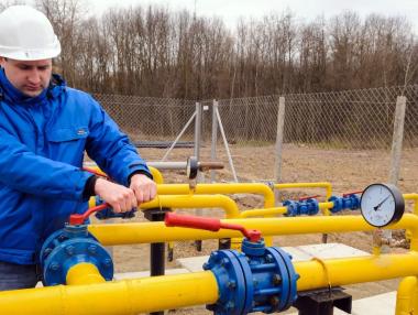 Природният газ в Европа рязко поскъпва: какво ще стане със сметките през зимата?