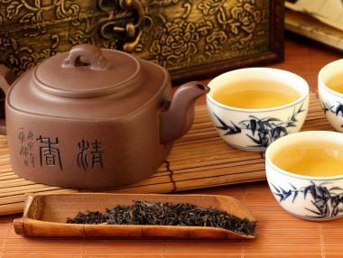 Чаша чай за 180 паунда