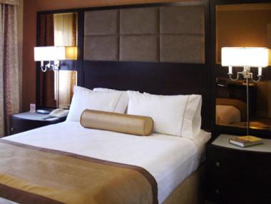 Приходите от нощувки с ръст 9.6% през май