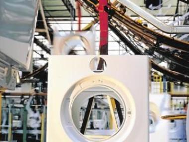 Whirlpool купува Indesit