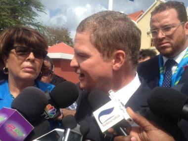 Премиерът на Аруба на гладна стачка за бюджета