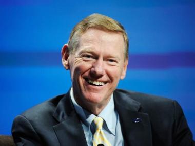 Бивш шеф на Ford влиза в управлението на Google