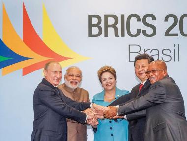 BRICS хвърли ръкавица на ЕБВР и МВФ