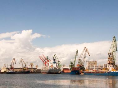 Извършват мониторинг на съоръженията в пристанищата за обществен транспорт