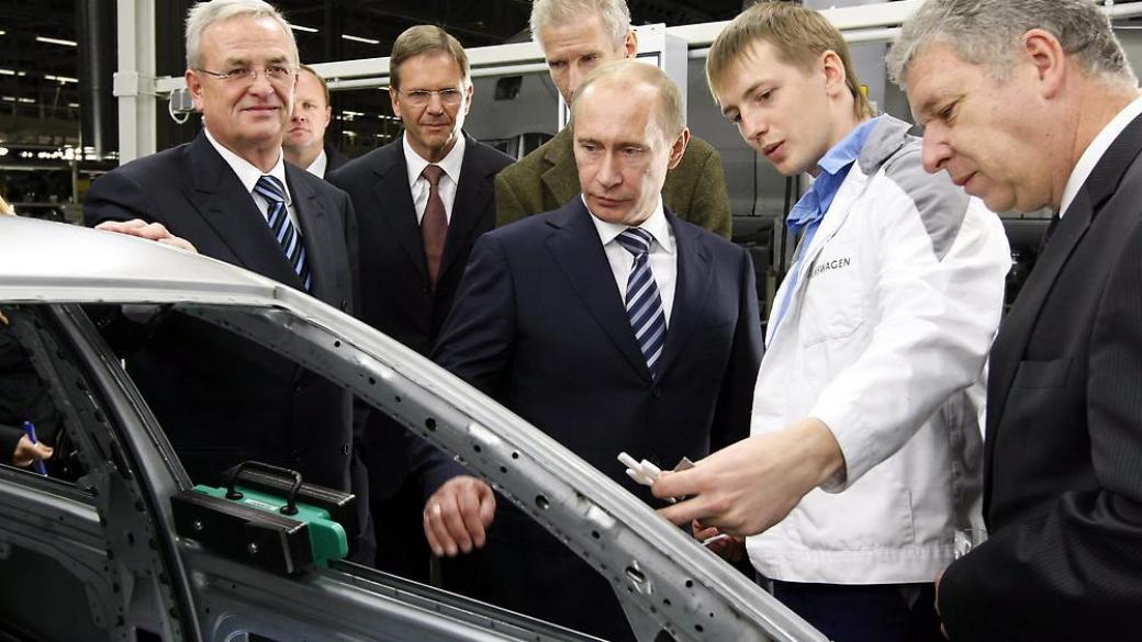 Adidas, VW, Siemens и Metro страдат от санкциите към Русия