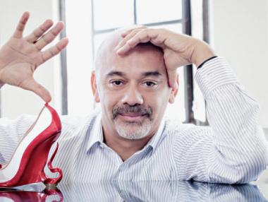 Лубутен пуска обувки по идея на Анджелина Джоли