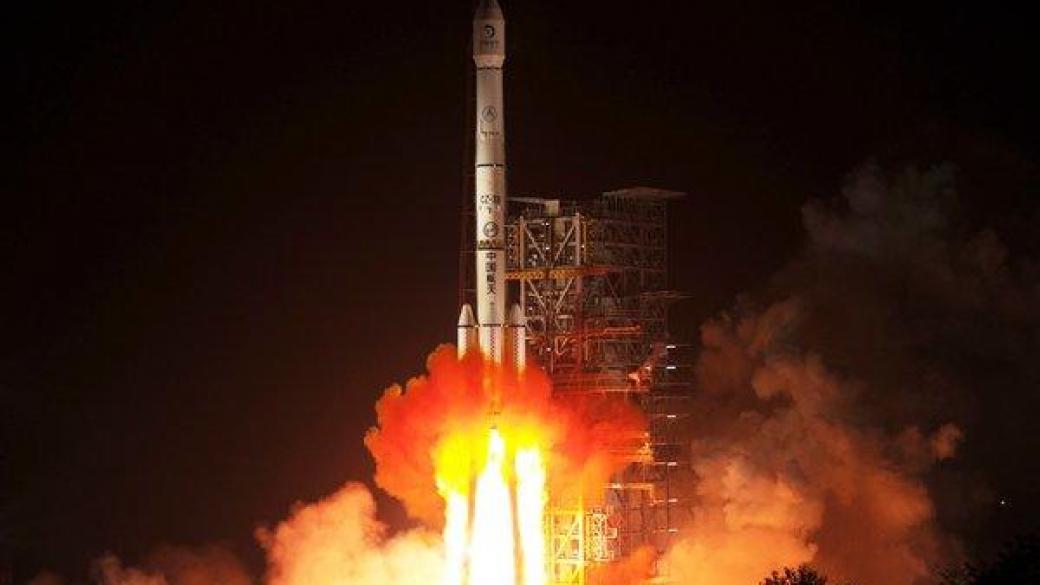 Китай ще проведе първата си двупосочна мисия до Луната