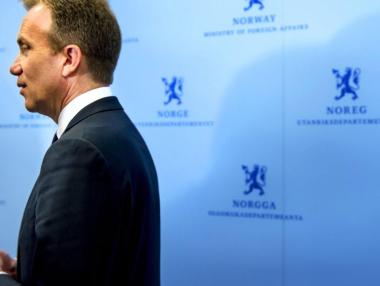 Норвегия също въвежда секторни санкции срещу Русия