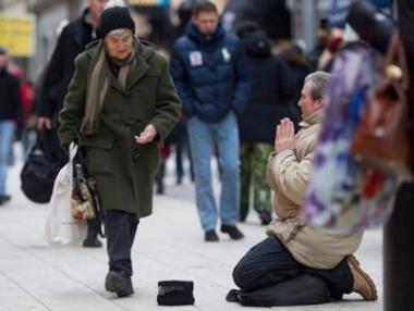 Шведски град плаща на румънци и българи да си ходят у дома