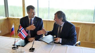 Statoil и ExxonMobil търсят петрол с 