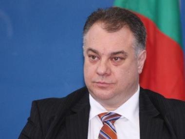 Ненков: Нужни са още спешни лекари