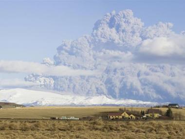 Червен код за полети над Исландия