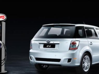 Китай дава $16 млрд. за зарядни за електрически автомобили