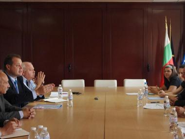 8 млн. лева спират работата по участъка Шумен - Белокопитово от „Хемус“