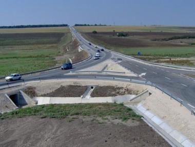 Заплати за работниците от AM 