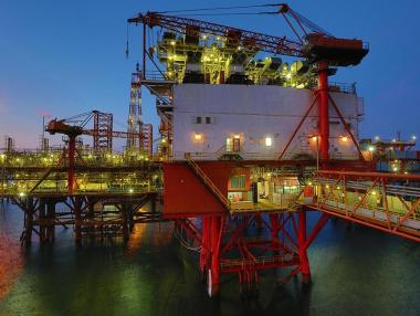 Москва и София узаконяват „Южен поток“ с помощта на OMV