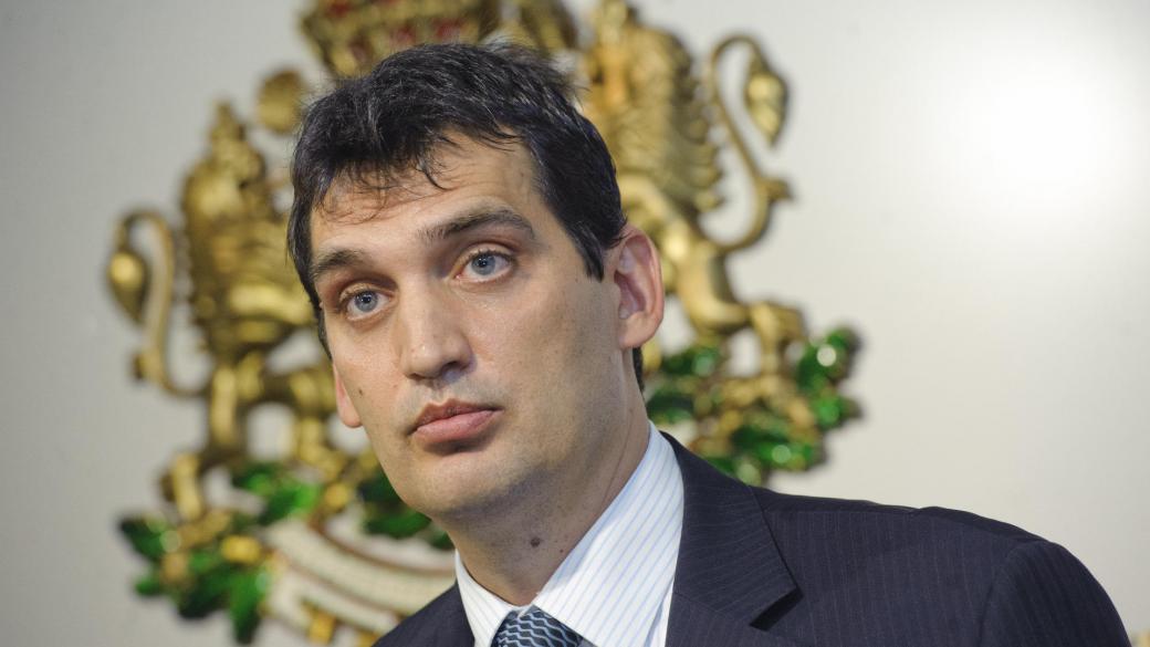 Щонов и Захариева отричат да се работи по