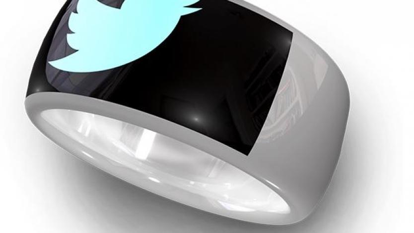 „Умен“ пръстен уведомява при активност във Facebook и Twitter