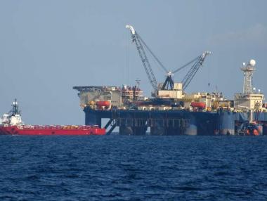 500 заварчици за морския „Южен поток“ търсели в Бургас