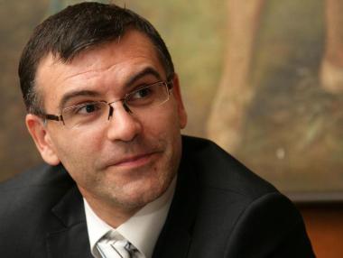 На политиците не им стиска да правят реформи