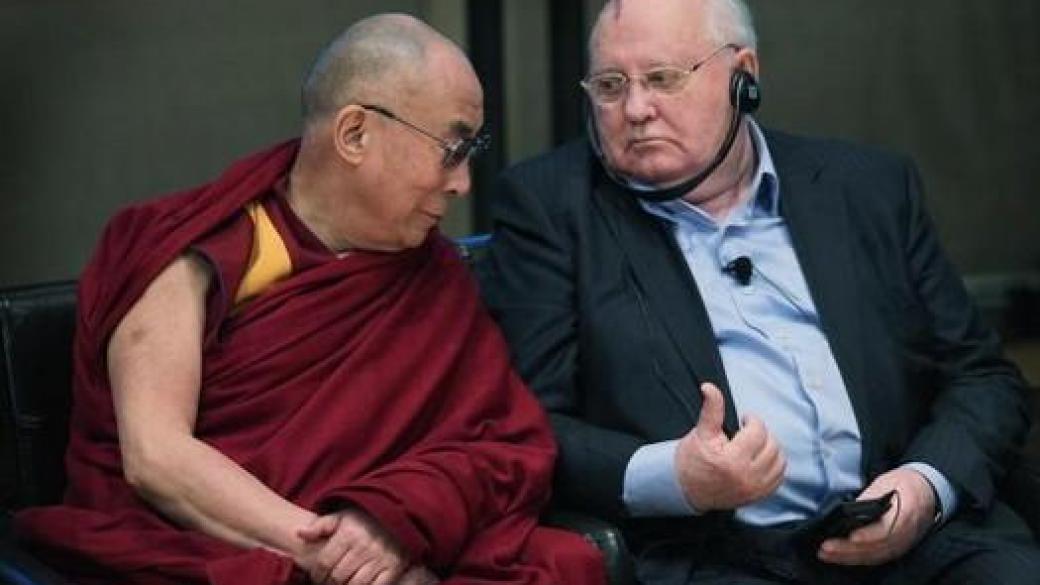 Далай лама: Г-н Путин – президент, премиер, пак президент. Това е множко!