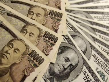 Доларът с шестгодишен връх спрямо йената