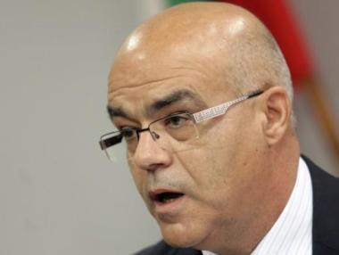 Над десет кандидат-депутати засечени да купуват преференциален вот