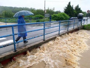 МОСВ предупреждава за внезапни локални наводнения