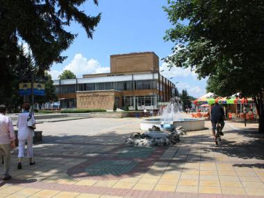 Самоков е най-четящ град за 2014 година