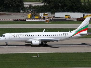 „България Еър“ взе уредените от властта полети до Пекин и Минск