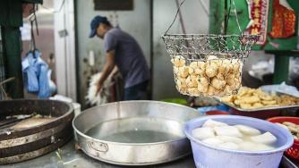 Премиерът на Тайван въведе доживотен затвор за опасен фастфууд